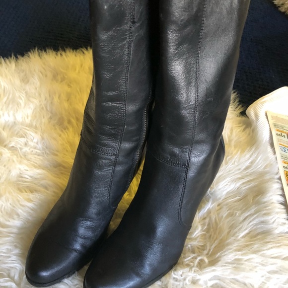 Kenneth Cole boots - Picture 4 of 10
